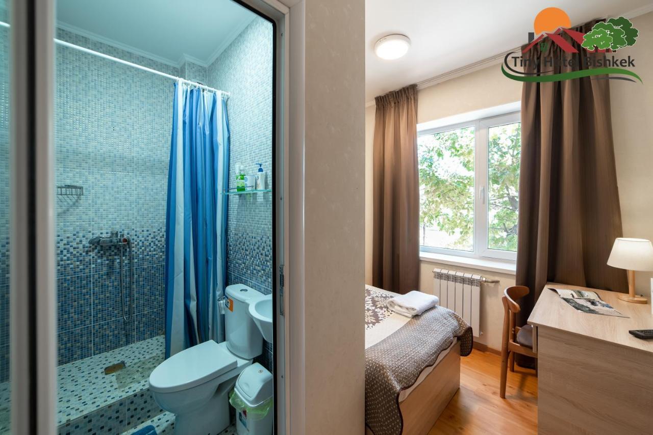 Tiny Hotel บิชเคก ภายนอก รูปภาพ